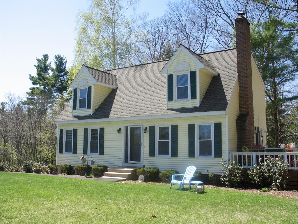 20 Holts Point Road Hampstead, NH 03841 - Photo 1 of 28
