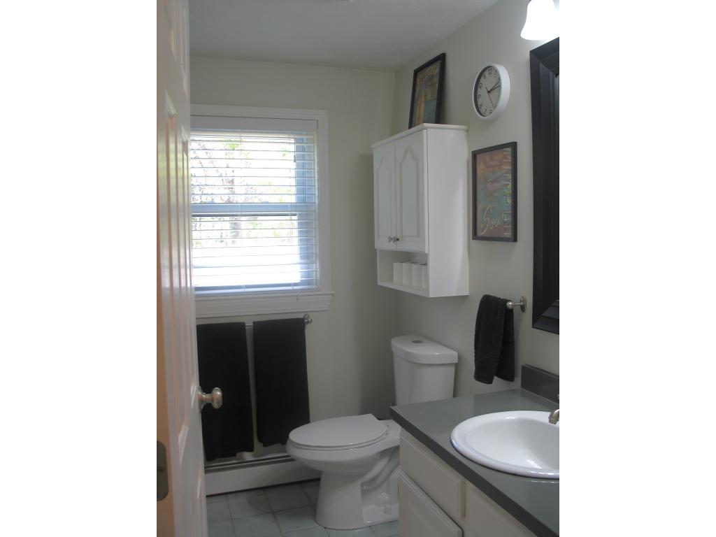 20 Holts Point Road Hampstead, NH 03841 - Photo 23 of 28