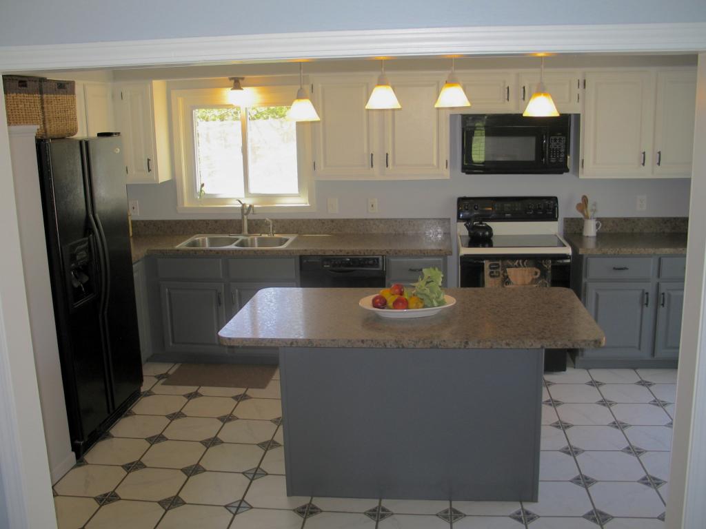 20 Holts Point Road Hampstead, NH 03841 - Photo 9 of 28
