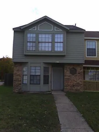 $1,350 | 1366 Old Jamestown Court, Dallas, TX 75217
