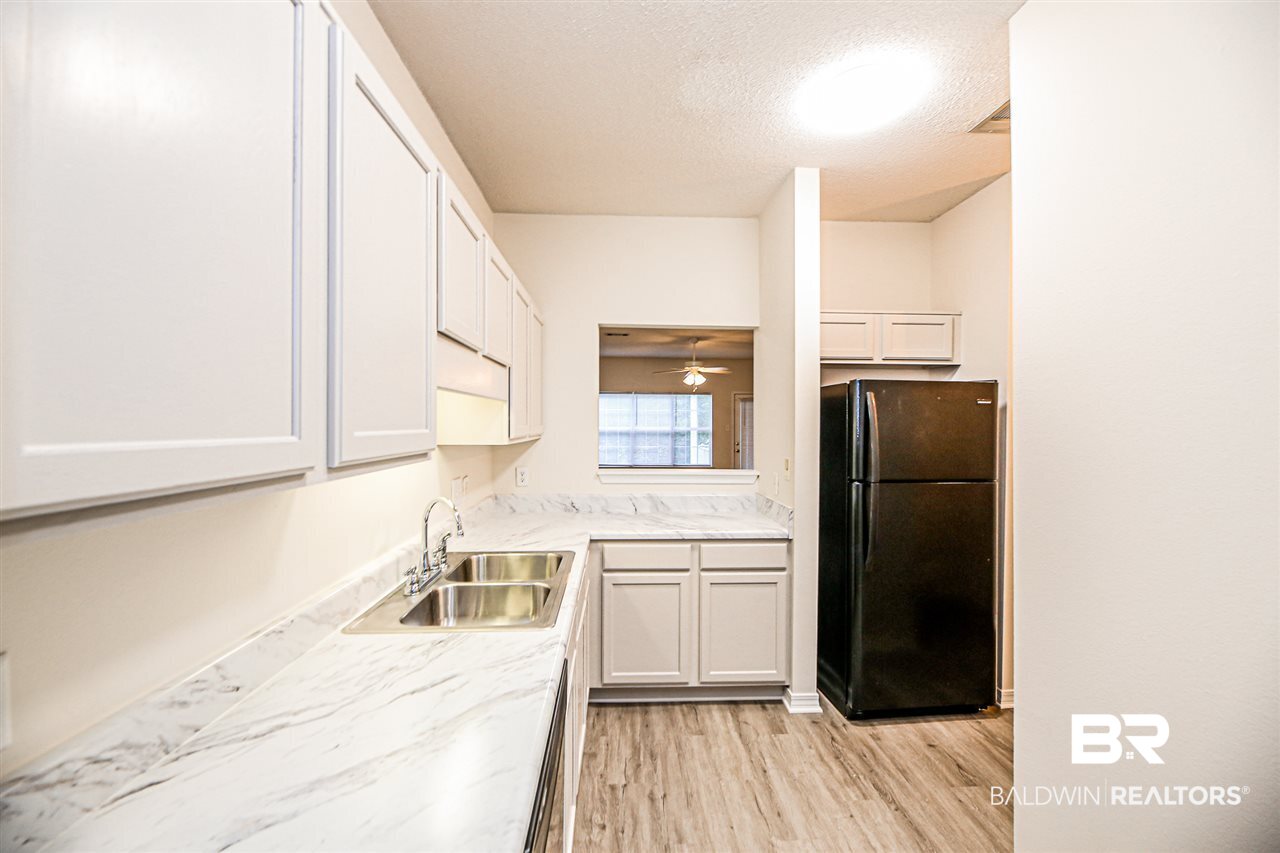 2651 South Juniper Street, Unit 100 Foley, AL 36535 - Photo 4 of 36