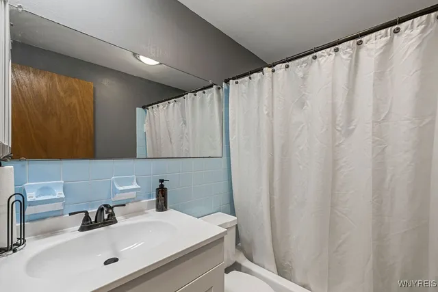 $179,900 | 179 Old Lyme Drive, Unit 7, Amherst, NY 14221