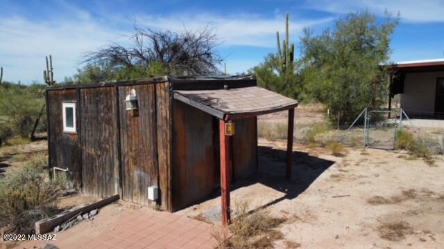 11181 North Sandra Road Tucson, AZ 85742 - Photo 7 of 17 TackRoom