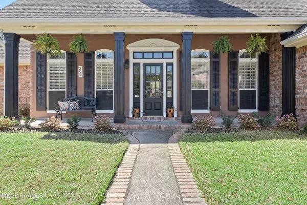 $474,500 | 202 Trailwood Lane, Lafayette, LA 70508