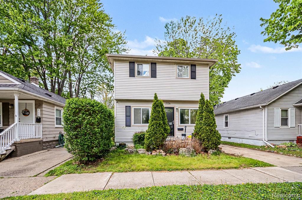 2126 Roslyn Road Grosse Pointe, MI 48236 - Photo 18 of 25