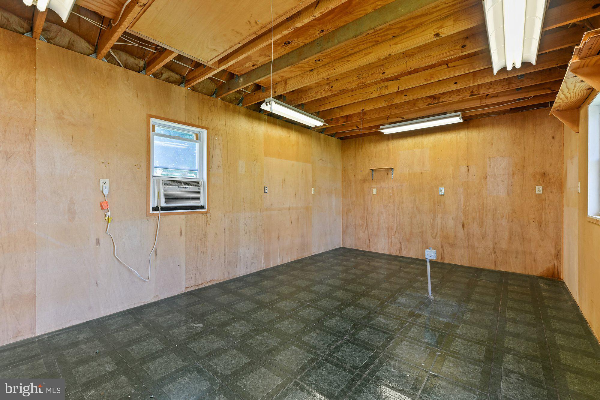 2812 5th Avenue Baltimore, MD 21234 - Photo 36 of 39 Heat/Air and ample electric!