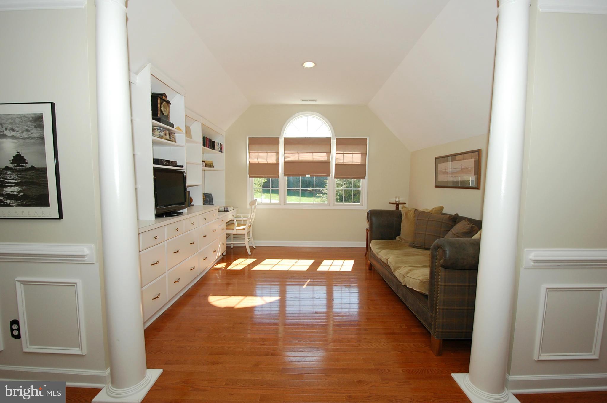 9609 Watkins Road Gaithersburg, MD 20882 - Photo 15 of 30 Bedroom (Master)
