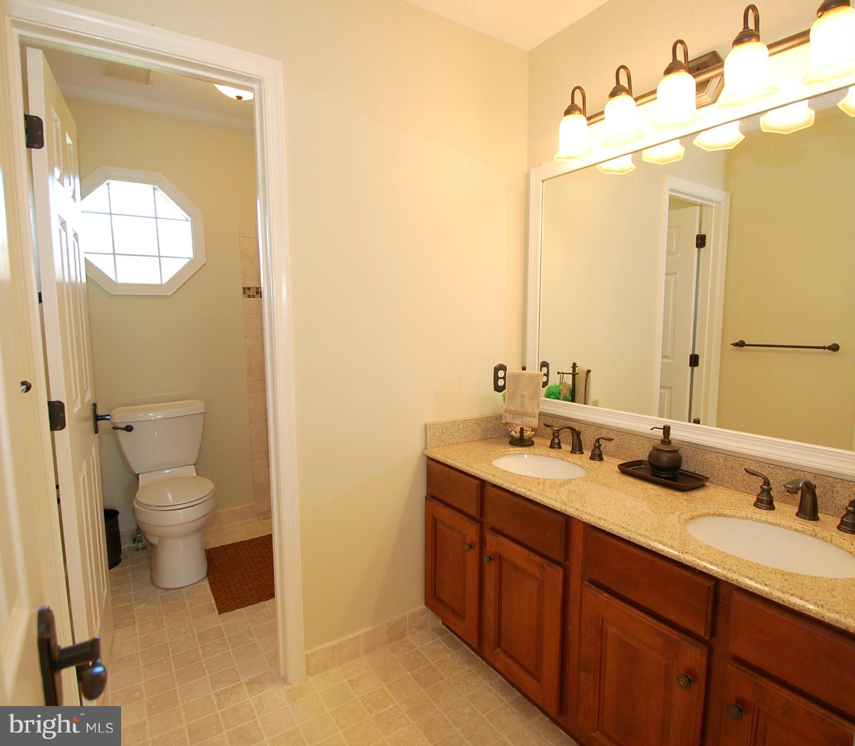 9609 Watkins Road Gaithersburg, MD 20882 - Photo 17 of 30 Upper Level Dual Entry Bath