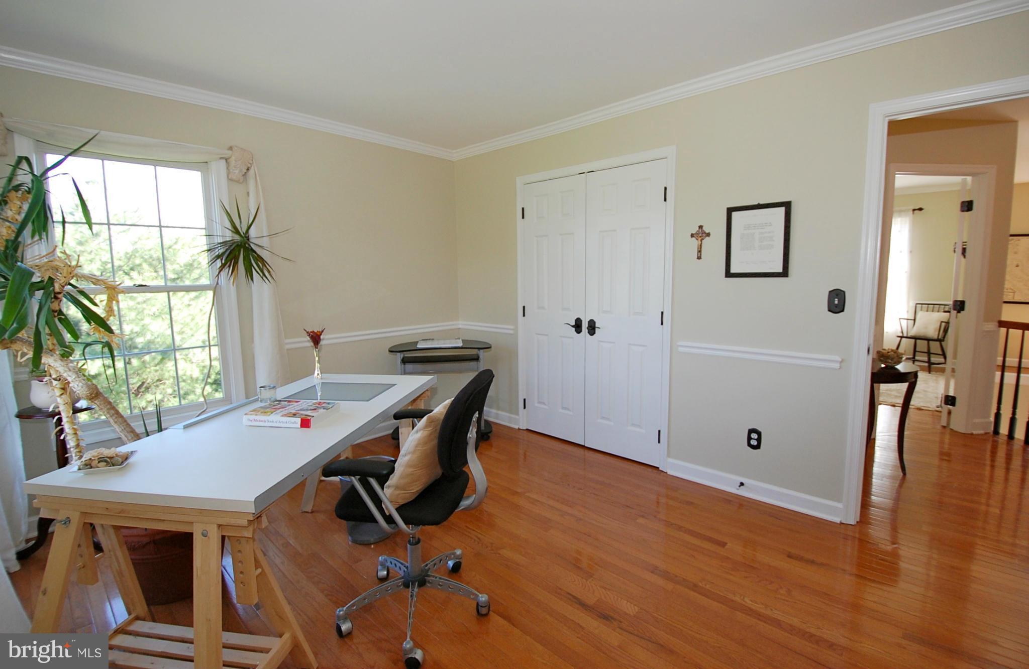 9609 Watkins Road Gaithersburg, MD 20882 - Photo 19 of 30 Bedroom