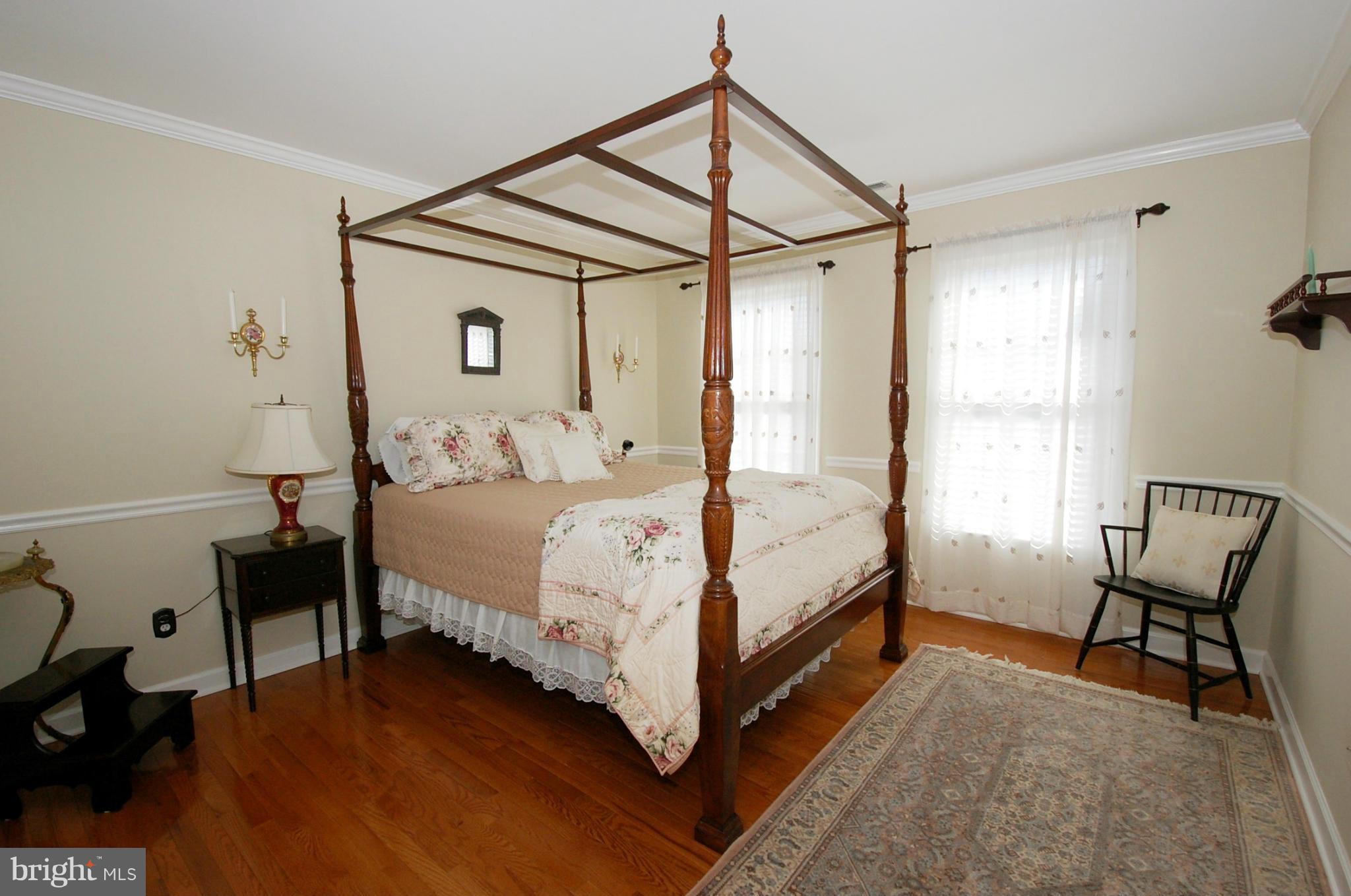 9609 Watkins Road Gaithersburg, MD 20882 - Photo 20 of 30 Bedroom