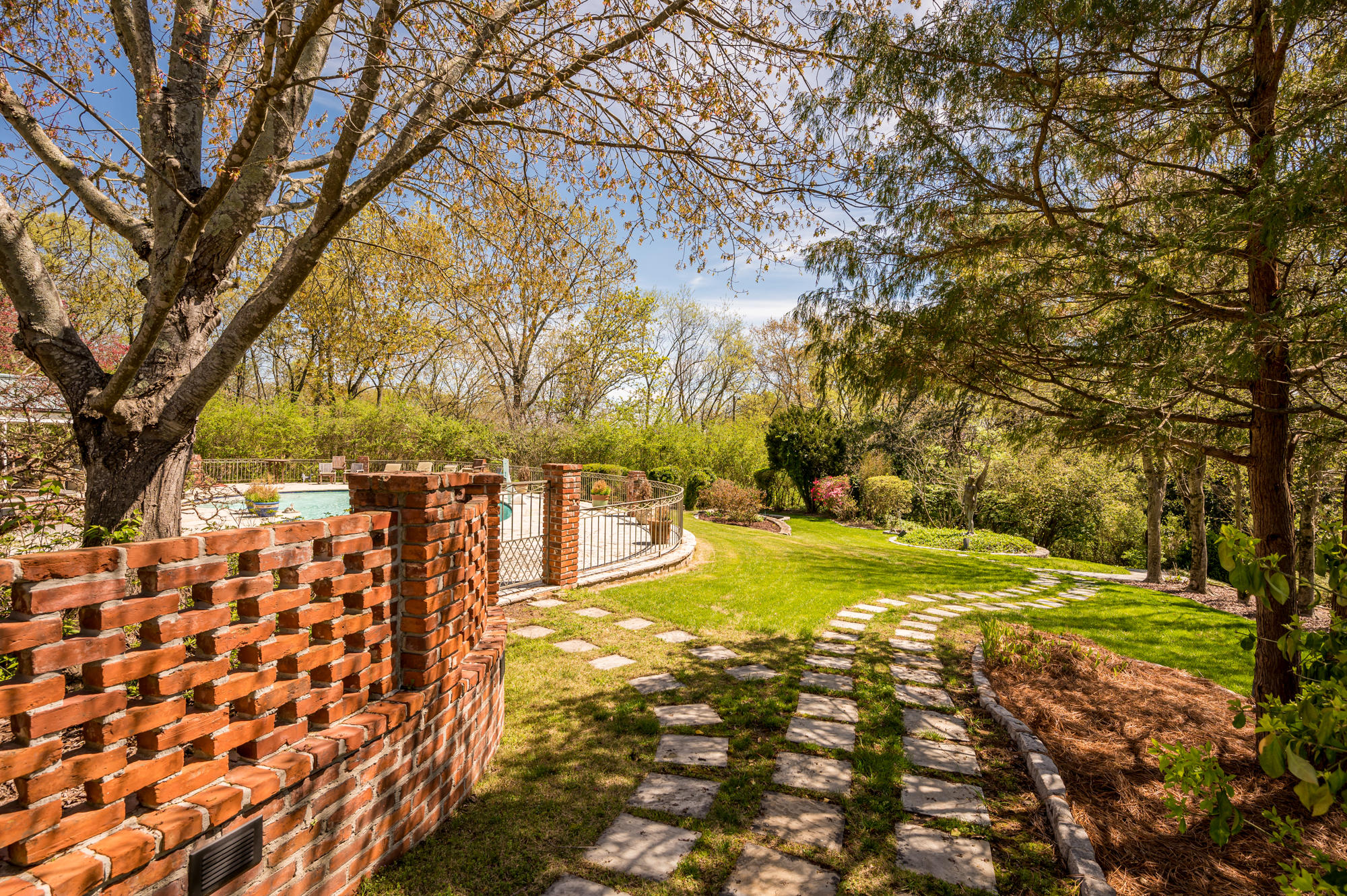 3036 Rivermont Road Chattanooga, TN 37415 - Photo 54 of 75 3036_Rivermont_Rd_0014