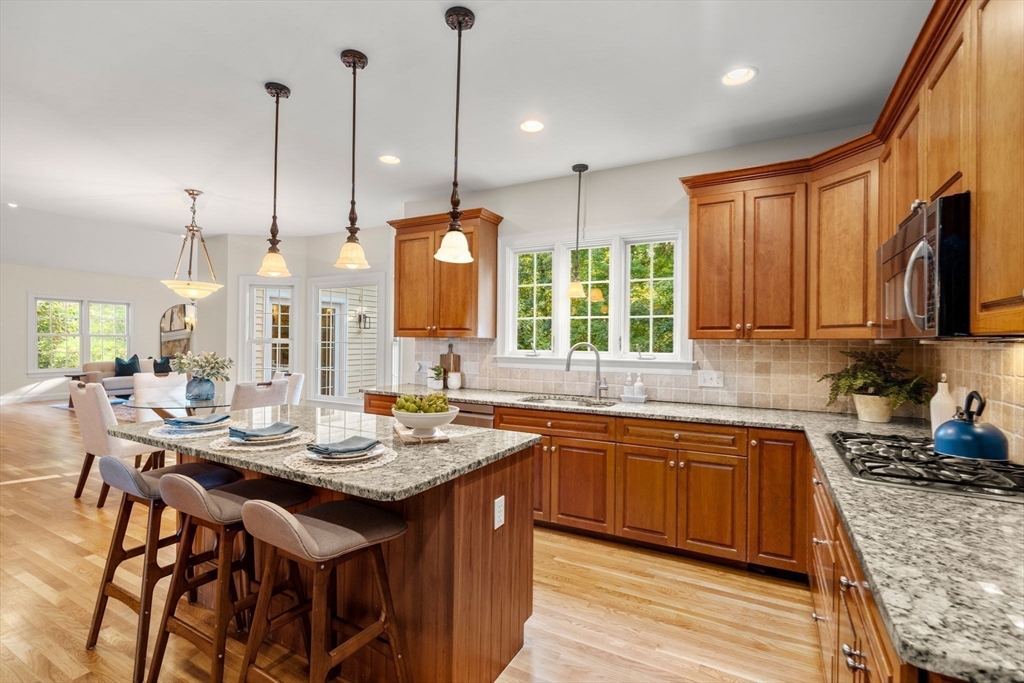 41 Oriole Road Medfield, MA 02052 - Photo 12 of 41 Gallery Image 12