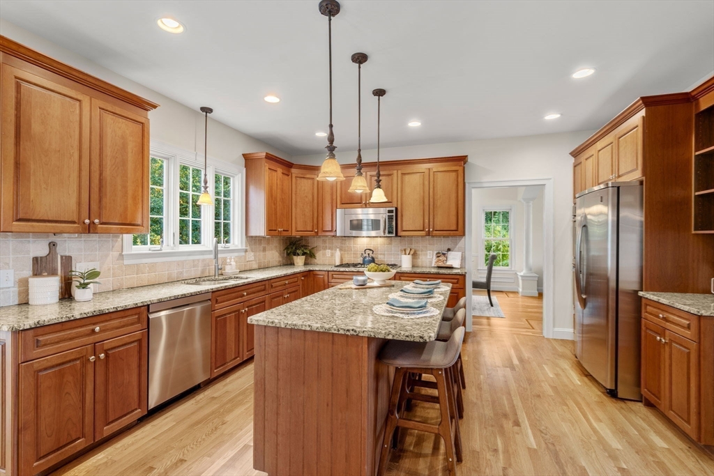 41 Oriole Road Medfield, MA 02052 - Photo 14 of 41 Gallery Image 14