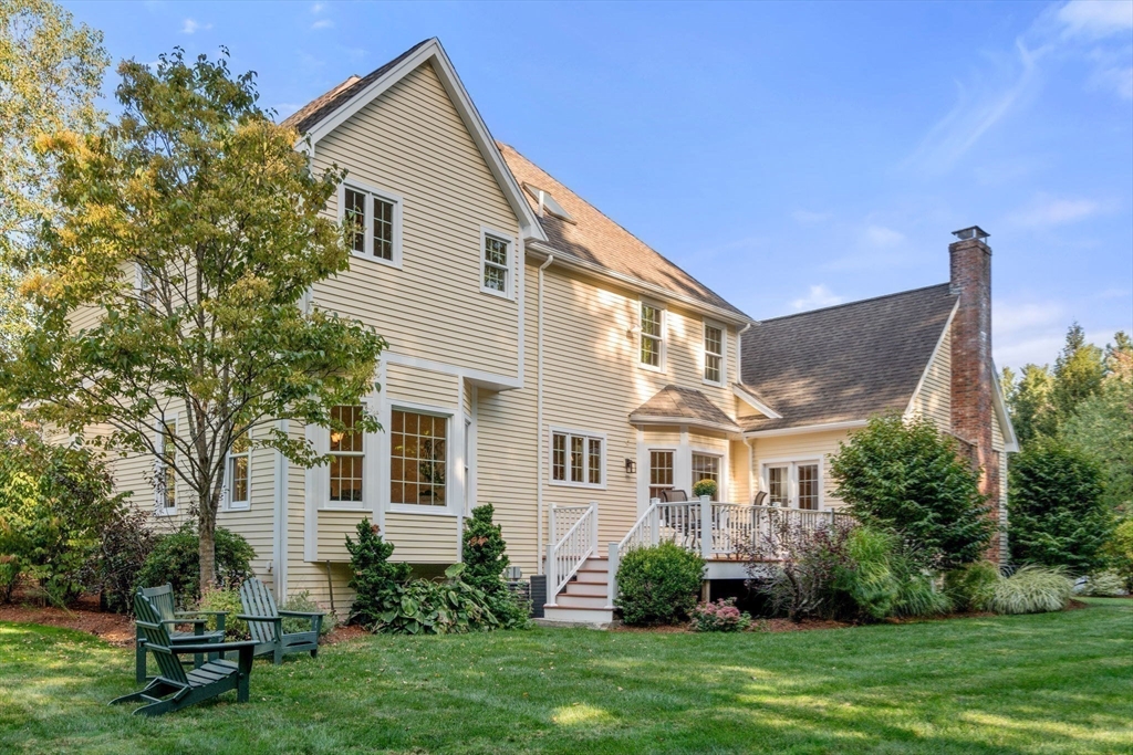 41 Oriole Road Medfield, MA 02052 - Photo 2 of 41 Gallery Image 2