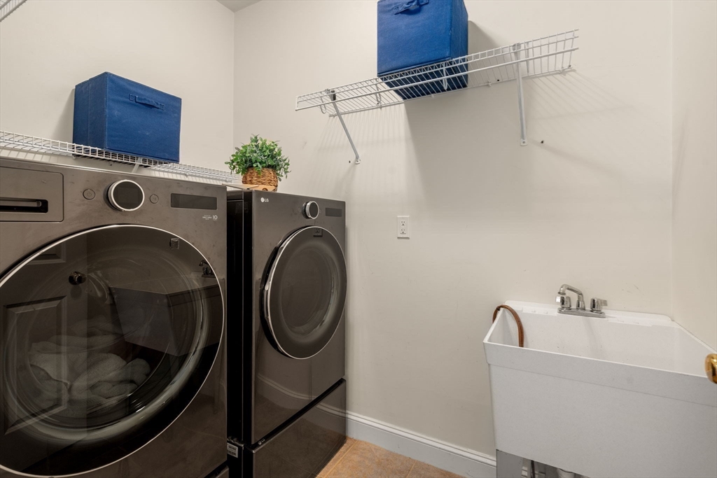 41 Oriole Road Medfield, MA 02052 - Photo 33 of 41 Gallery Image 33