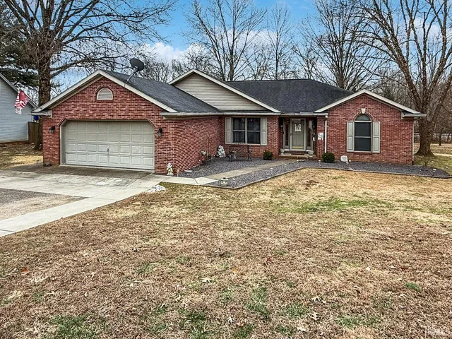 $369,900 | 331 Southbrook Drive, Evansville, IN 47711