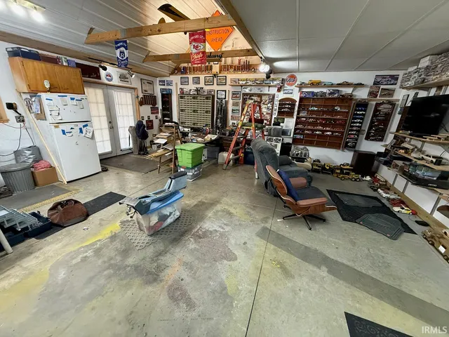 $369,900 | 331 Southbrook Drive, Evansville, IN 47711