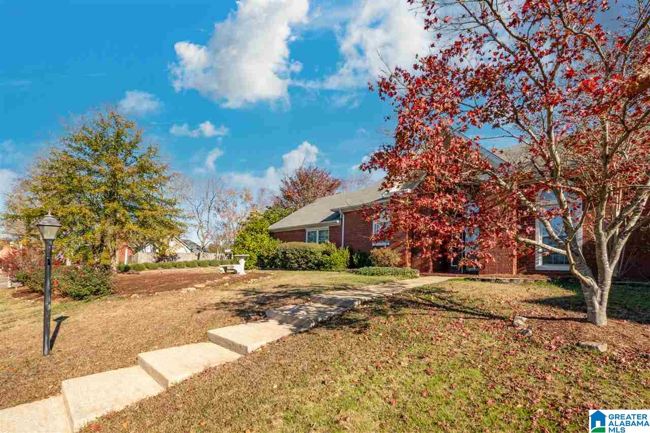 101 Norridge Place Pelham, AL 35124 - Photo 3 of 28