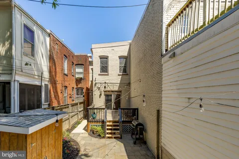 $1,350,000 | 502 12th Street Northeast, Washington, DC 20002