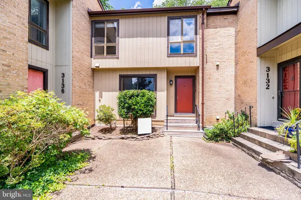 $3,400 | 3134 Delburne Court, Fairfax, VA 22031