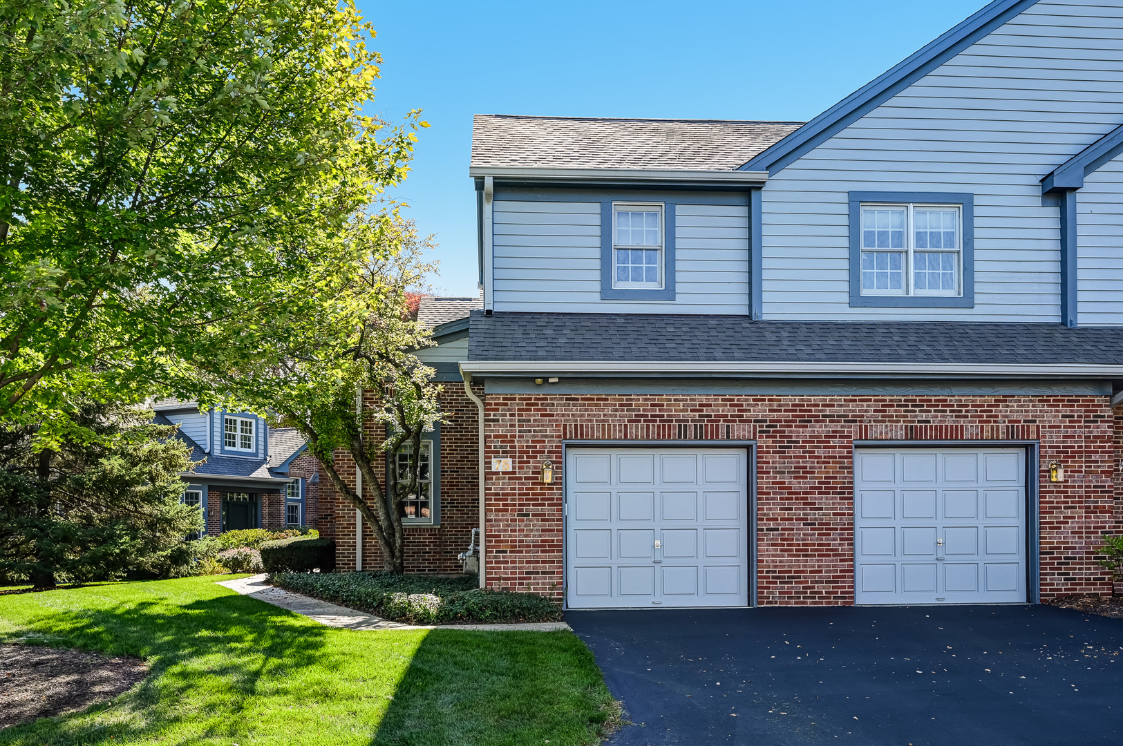 75 Trent Court Burr Ridge, IL 60527 - Photo 1 of 19 Gallery Image 1