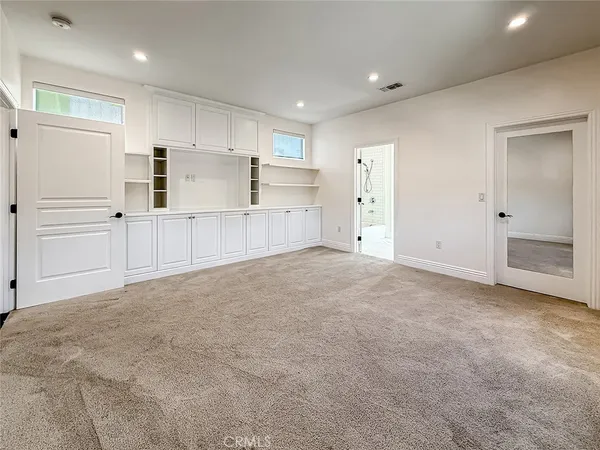 $6,700 | 5960 Balcom Avenue, Encino, CA 91316