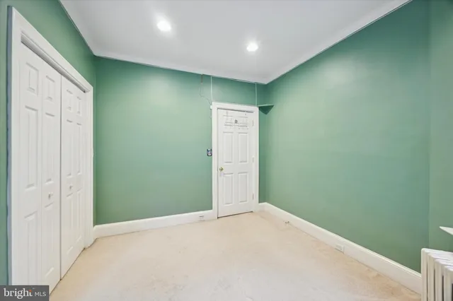 a view of a big room with an empty space