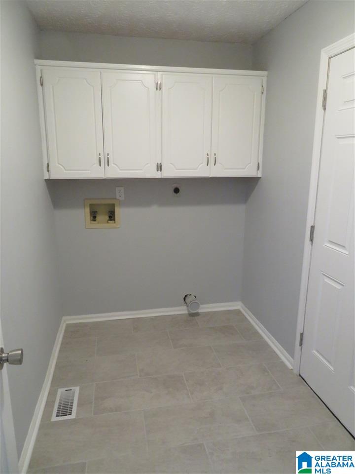 100 Glade Road Anniston, AL 36206 - Photo 16 of 21