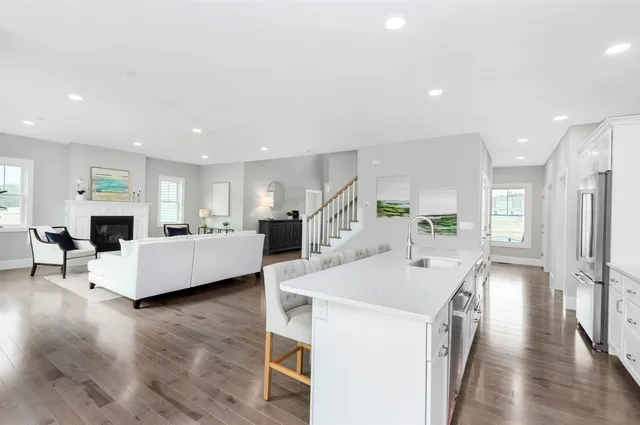 $1,575,000 | 148 County Road, Amherst, NH 03031