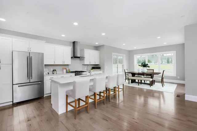 $1,575,000 | 148 County Road, Amherst, NH 03031