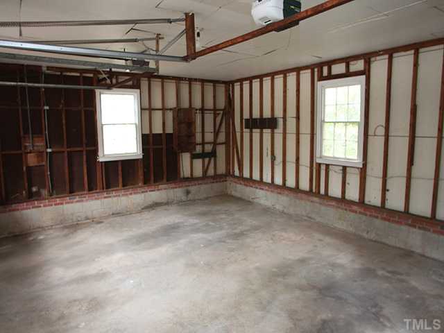 2637 Churchill Road Raleigh, NC 27608 - Photo 12 of 14