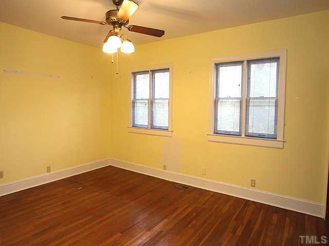 2637 Churchill Road Raleigh, NC 27608 - Photo 7 of 14