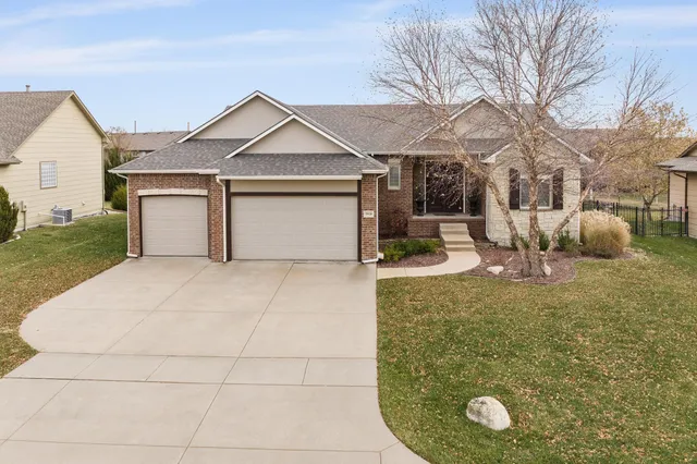 $399,000 | 2518 North Quincy Circle, Wichita, KS 67228