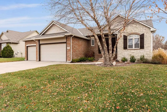 $399,000 | 2518 North Quincy Circle, Wichita, KS 67228