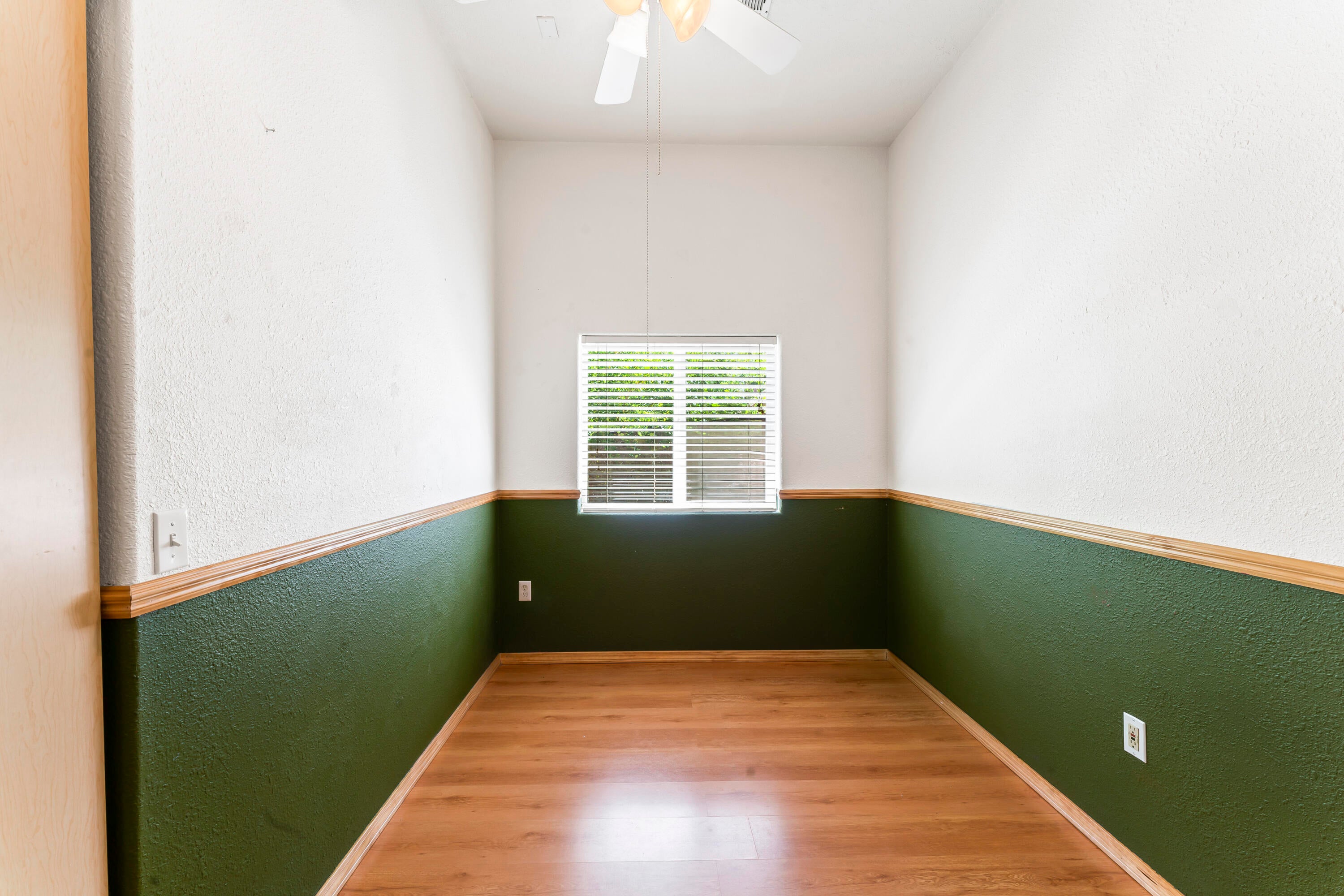 10431 Blackwell Road Central Point, OR 97502 - Photo 38 of 56 38