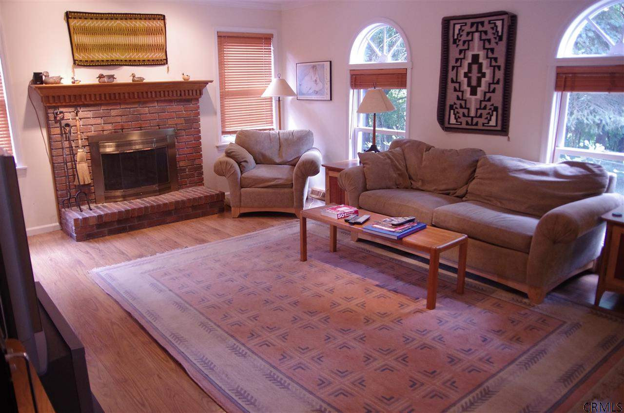 96 Pheasant Ridge Niskayuna, NY 12309 - Photo 5 of 14 Photo 5