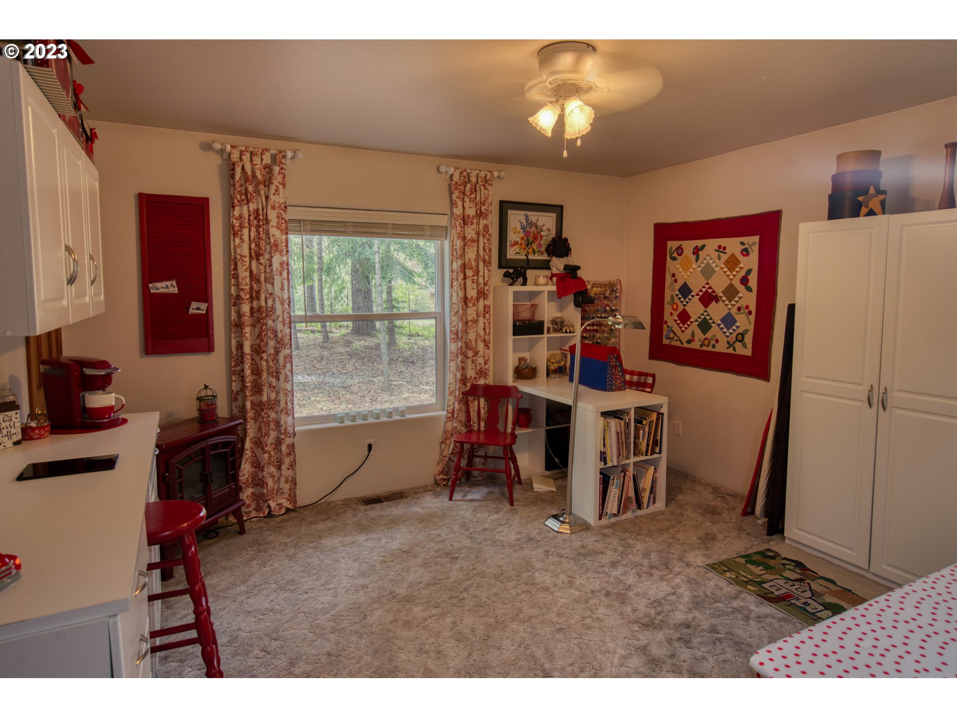 100 West Timber Valley Road Appleton, WA 98602 - Photo 25 of 48 Bedroom
