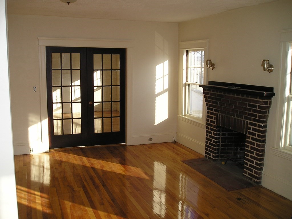 48 Sagamore Road Worcester, MA 01609 - Photo 8 of 27 Gallery Image 8