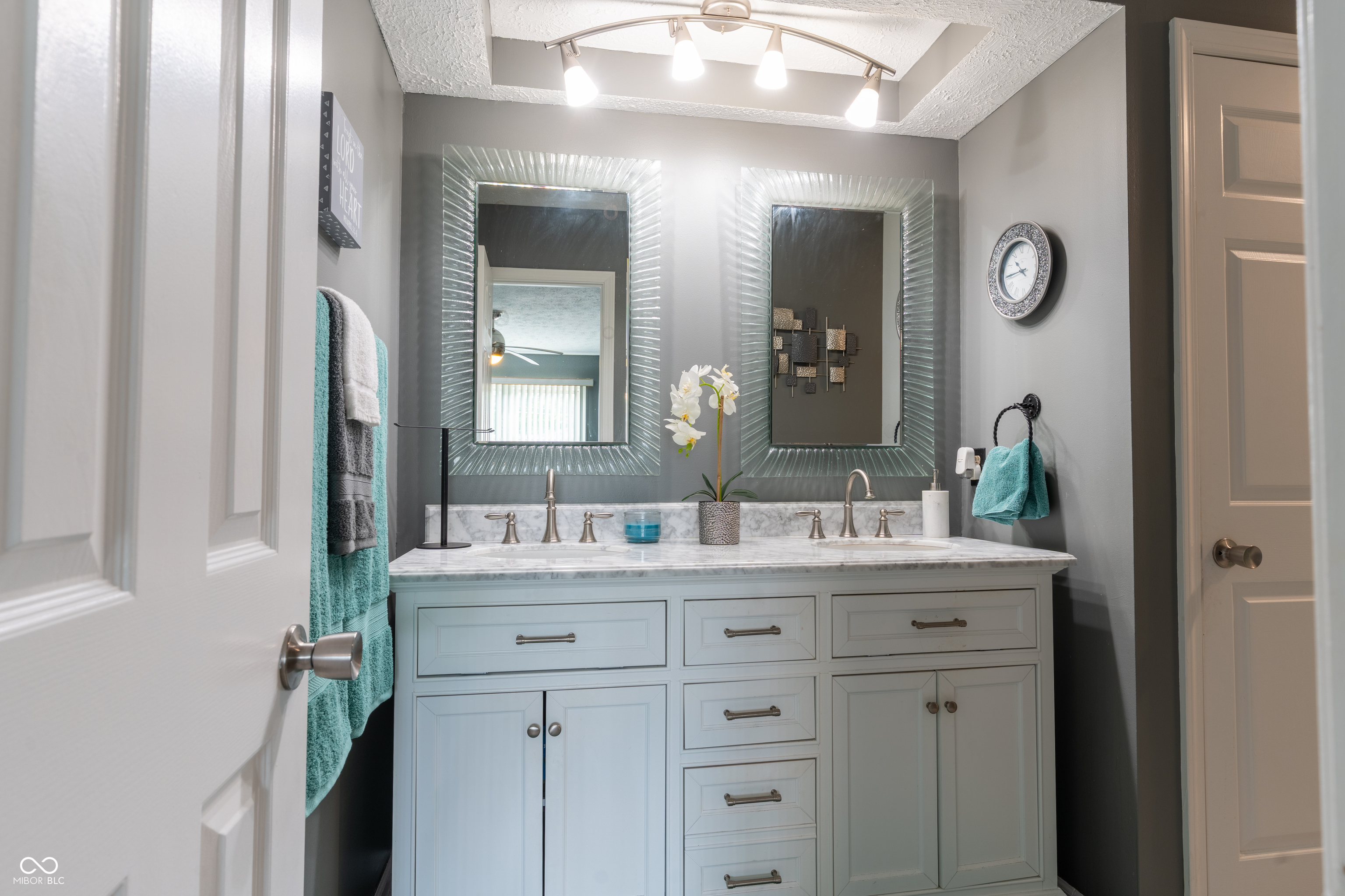 7508 Farm View Circle West Indianapolis, IN 46256 - Photo 17 of 19