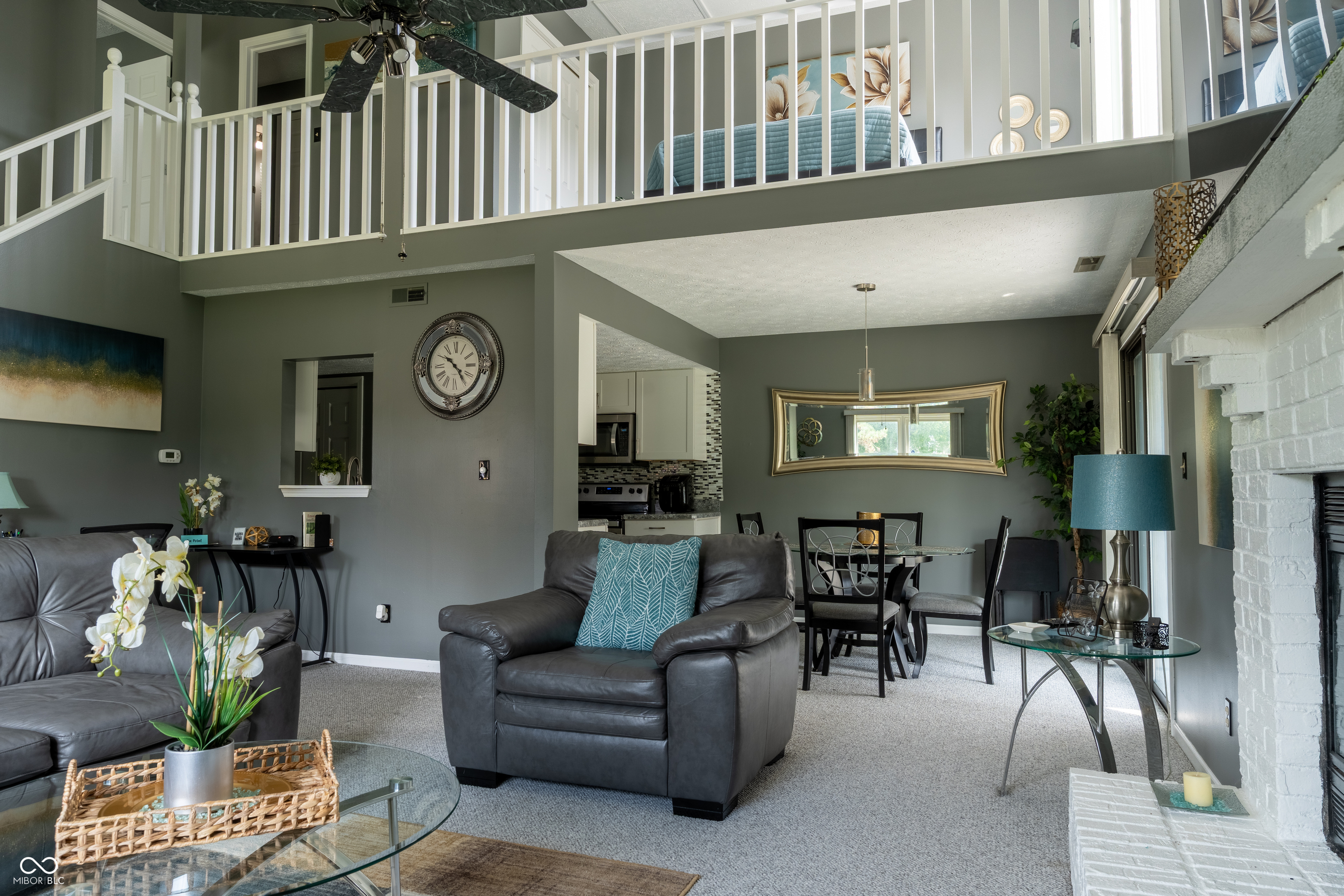 7508 Farm View Circle West Indianapolis, IN 46256 - Photo 3 of 19