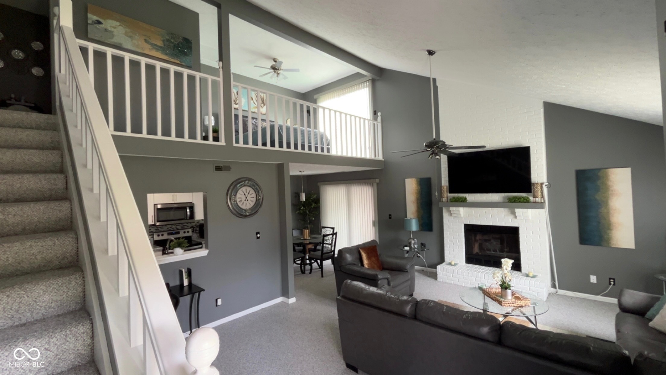 7508 Farm View Circle West Indianapolis, IN 46256 - Photo 4 of 19