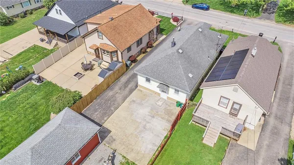 $150,000 | 2729 20th St Extension, Beaver Falls, PA 15010
