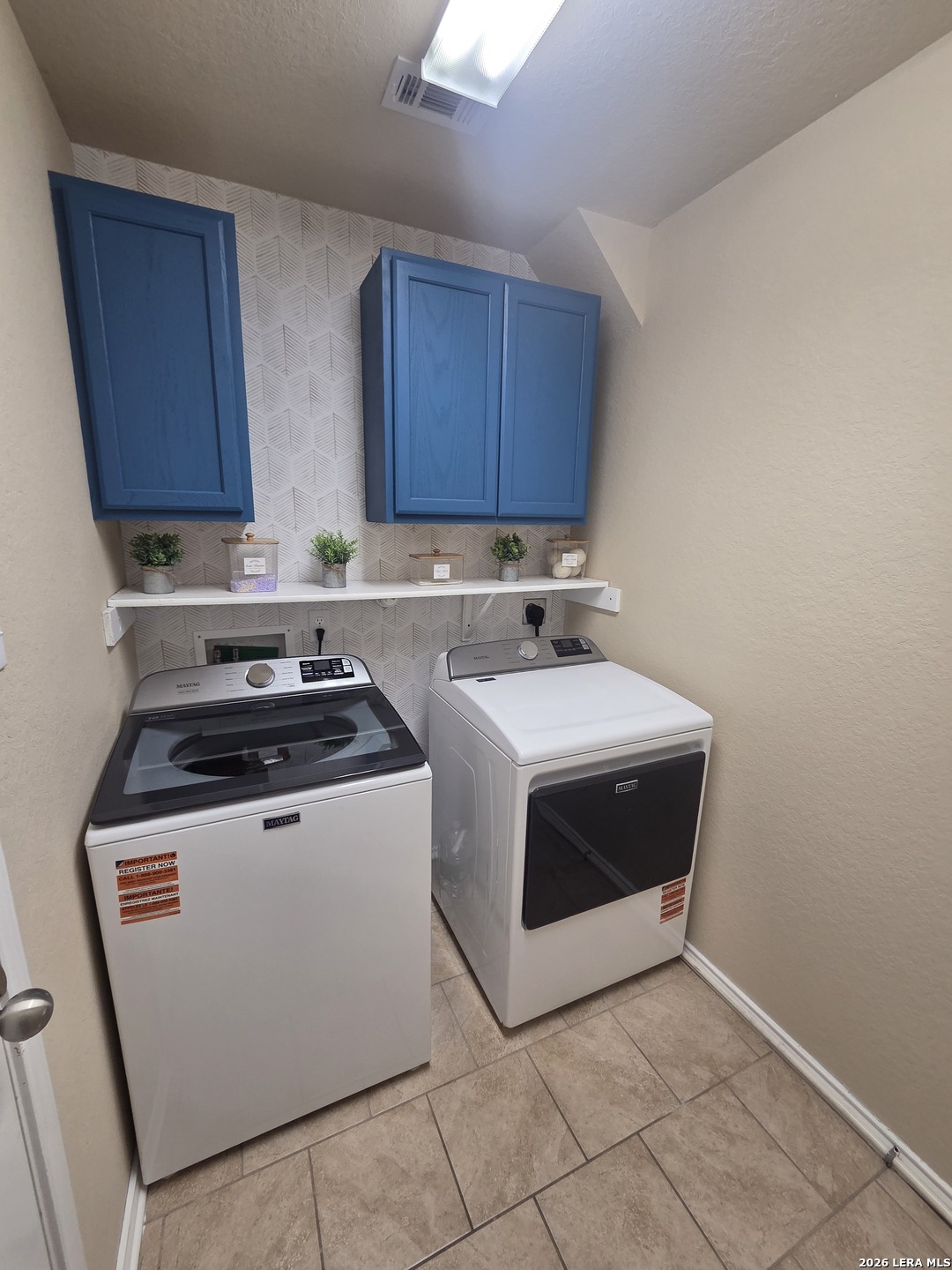 6024 Harvest Ranch San Antonio, TX 78244 - Photo 9 of 31 a utility room with dryer and washer
