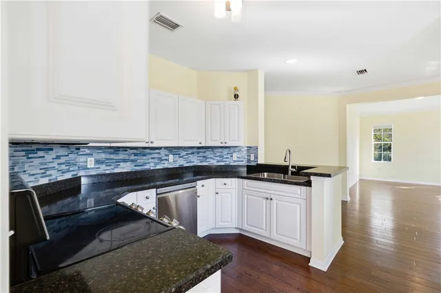 $2,150 | 2394 57th Circle, Unit 2394, Vero Beach, FL 32966