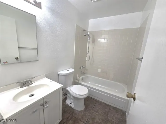 $925 | 1812 Fulstone Way, Unit 3, Las Vegas, NV 89115