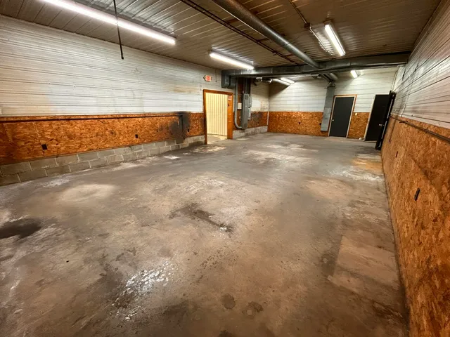 $1,200,000 | 614 Elmwood Road, Pownal, ME 04069