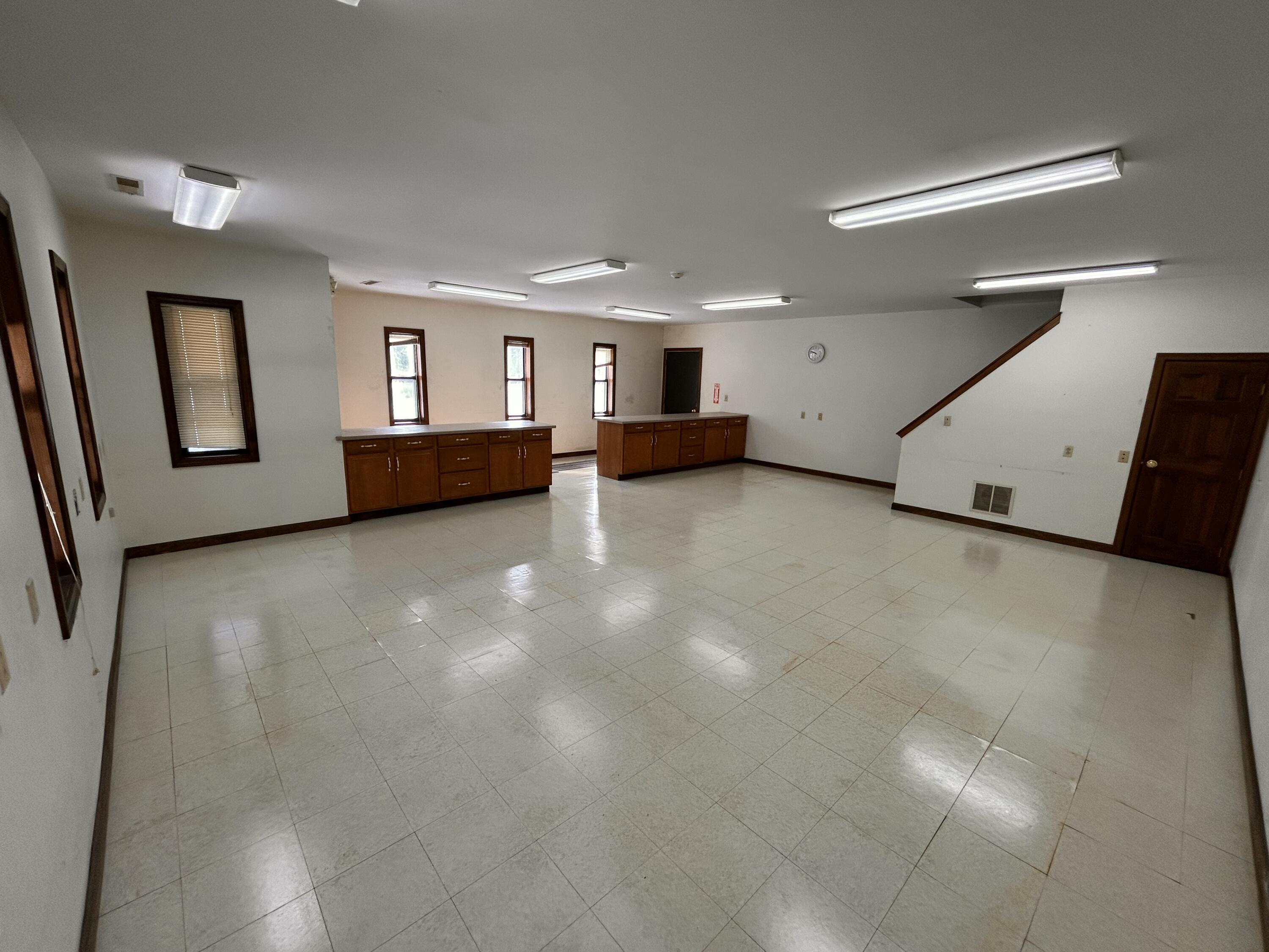 614 Elmwood Road Pownal, ME 04069 - Photo 5 of 32 IMG_3159