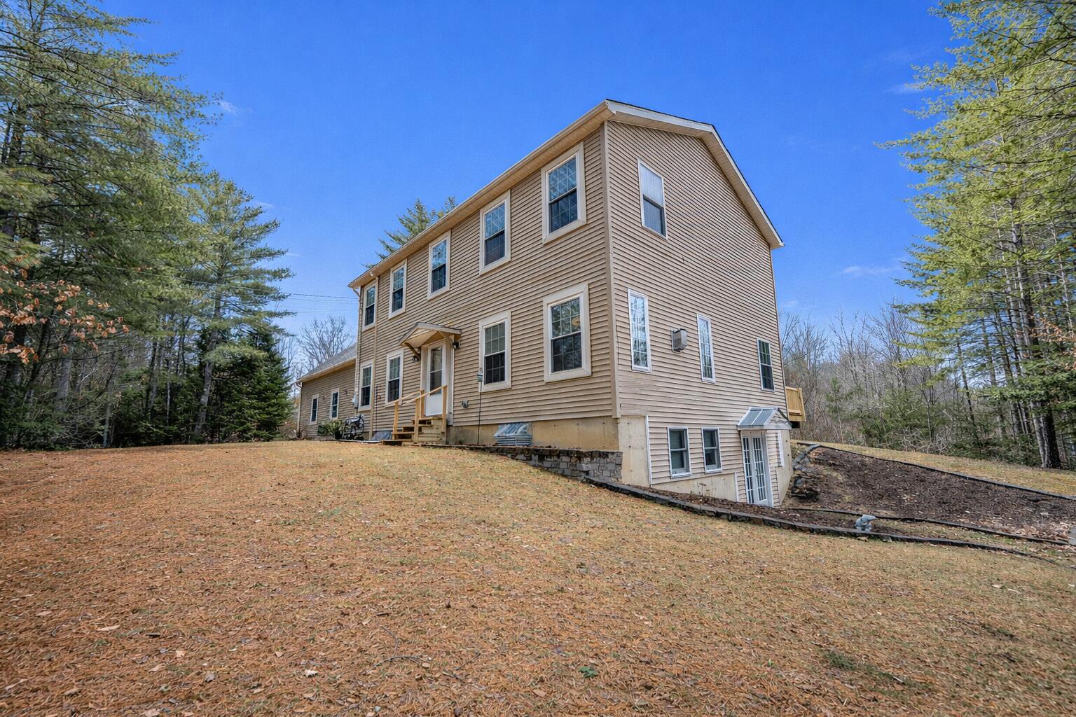 Exterior 3