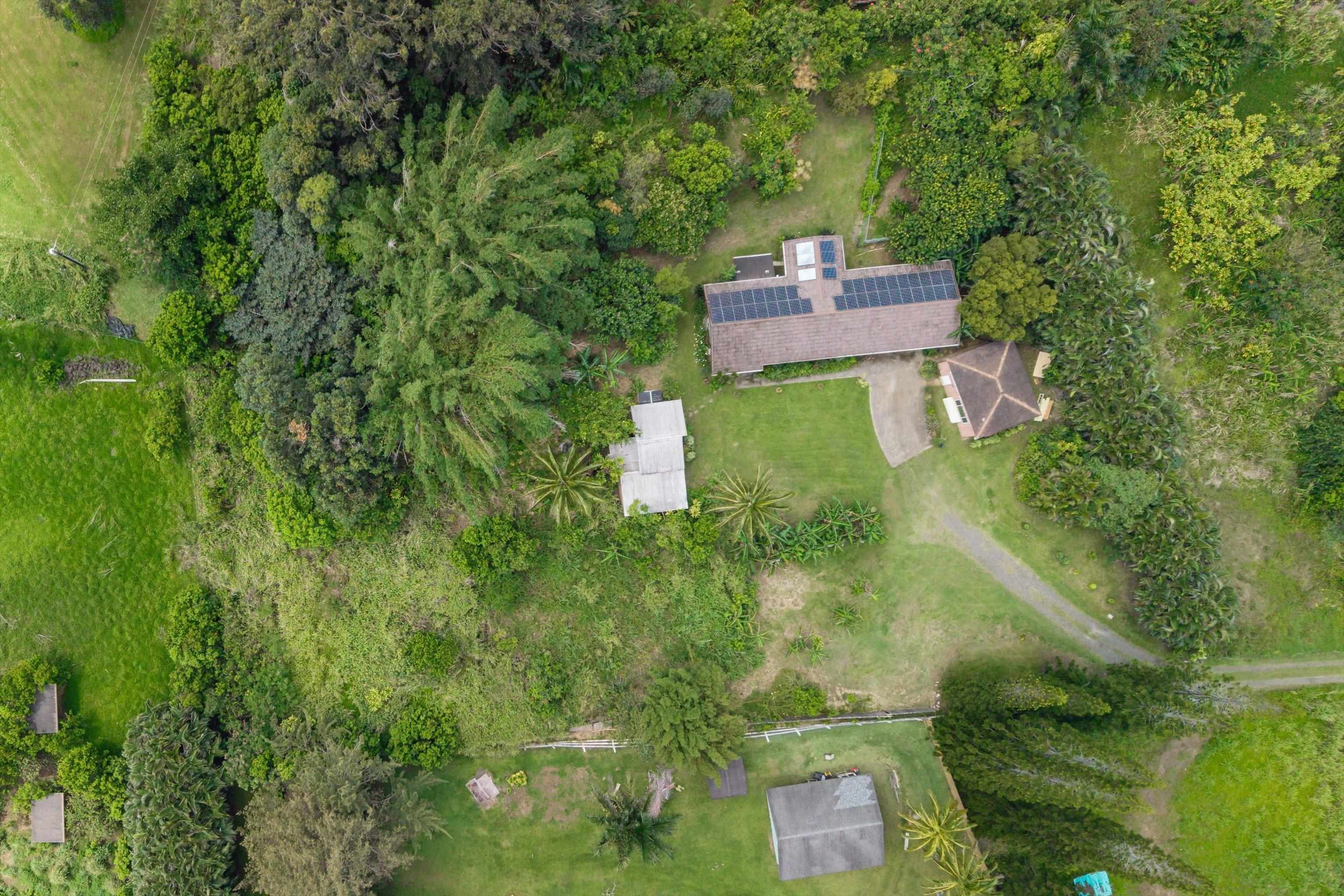 145 South Holokai Road Haiku, HI 96708 - Photo 4 of 50