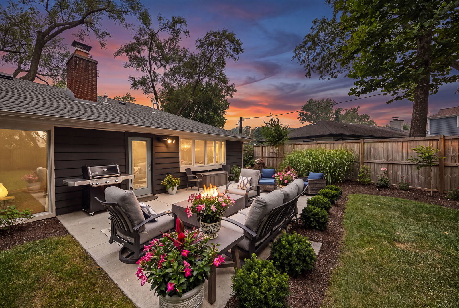 1909 Martingale Road Wheaton, IL 60187 - Photo 49 of 56 Gallery Image 49